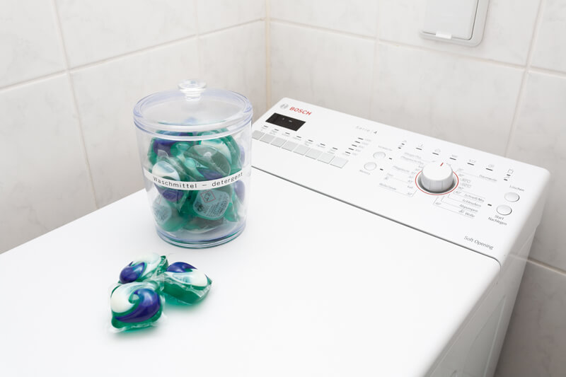 Waschmaschine, Waschmittel / Washing machine, detergents